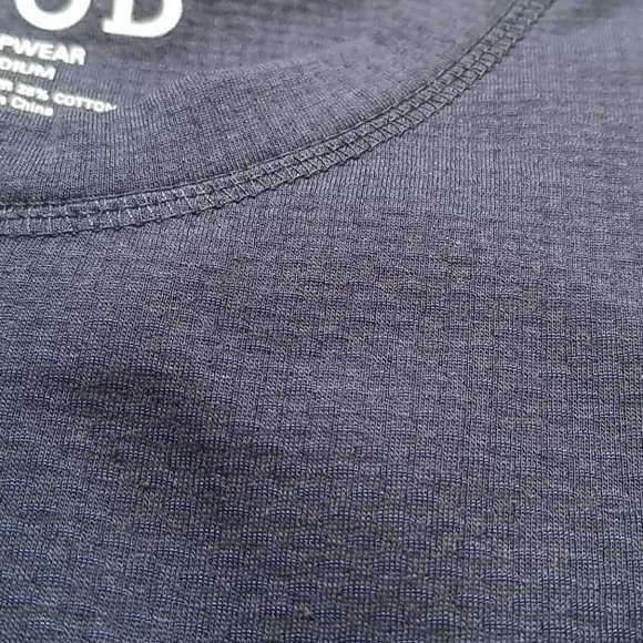 MEN'S IZOD Navy Shirt. NWT - Picture 7 of 9